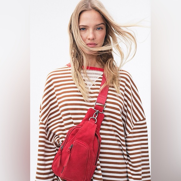 RARE! Free People Classic Striped Oversized Crewneck 🤎❤️ - Picture 6 of 7